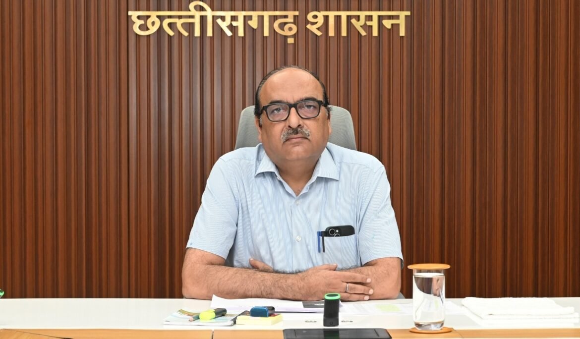 मुख्य सचिव ने नियद-नेल्ला-नार और बस्तर मुन्ने 2.0 के कार्यों की समीक्षा की