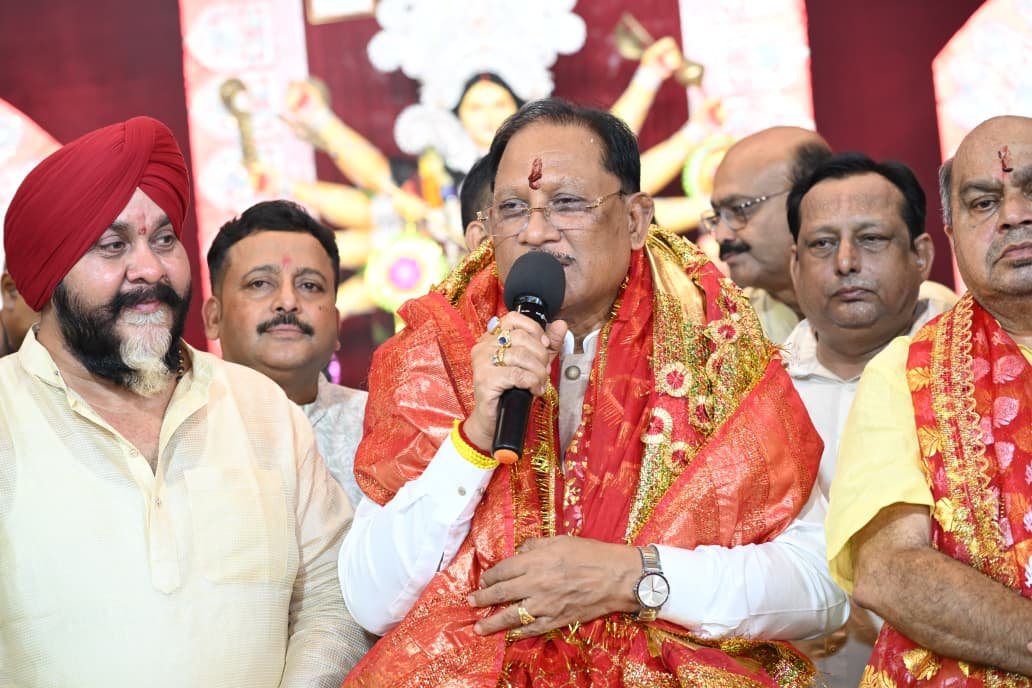 मुख्यमंत्री श्री विष्णु देव साय ने मां काली और मां दुर्गा की पूजा-अर्चना कर प्रदेश की सुख-समृद्धि की कामना की