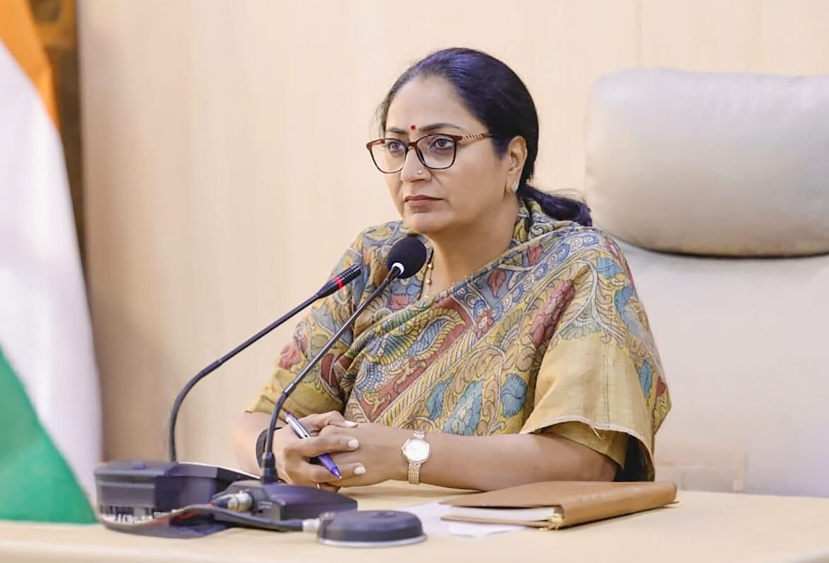 दिल्ली के 48 गांवों को मिलेगा शहरी दर्जा, रेखा गुप्ता सरकार ने लिया नियोजित विकास का फैसला